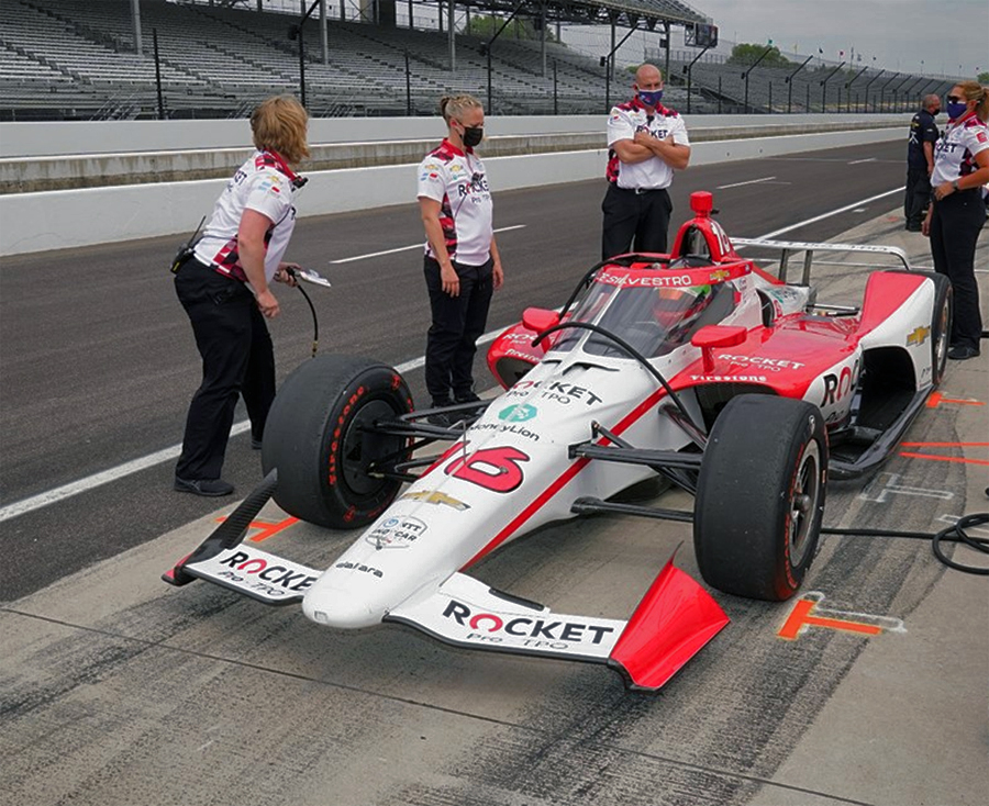 DE SILVESTRO ENTERS INDY 500 - Auto Action
