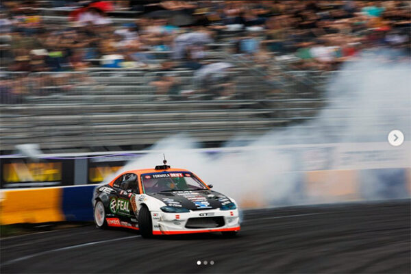 Odi Bakchis Feat Odi Bakchis Feat