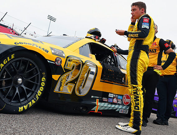 Christopher Bell Feat Christopher Bell Feat