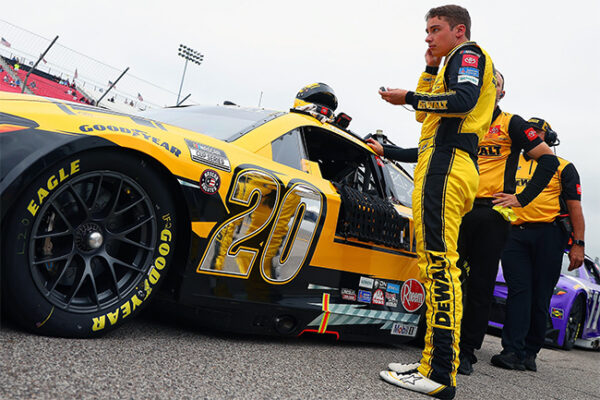 Christopher Bell Feat